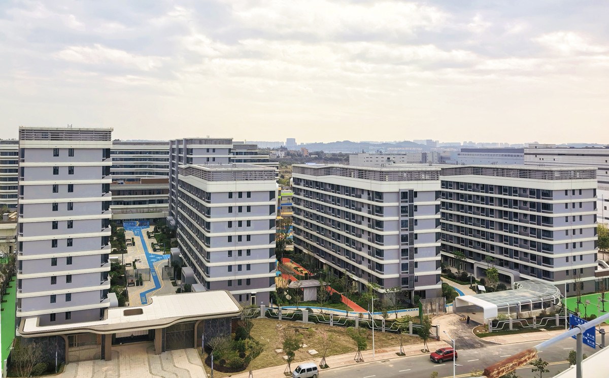 实景图-w88优德海峡承建的晋江市集成电路科学园邻里中心项目顺利通过竣工联合验收 (1)_副本.jpg