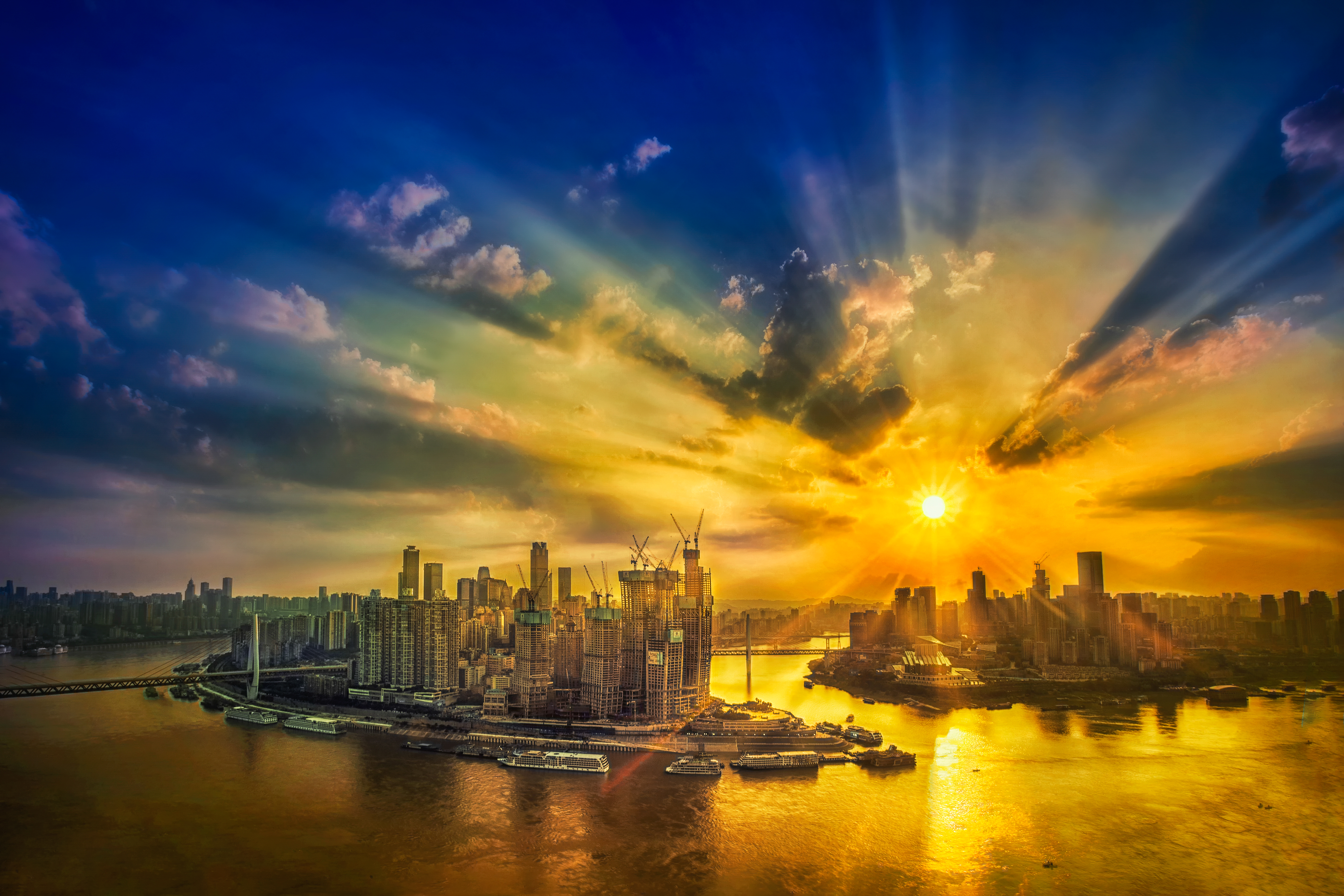 10《扬帆夕照——重庆地标建筑》 w88优德二局 张继均 .jpg